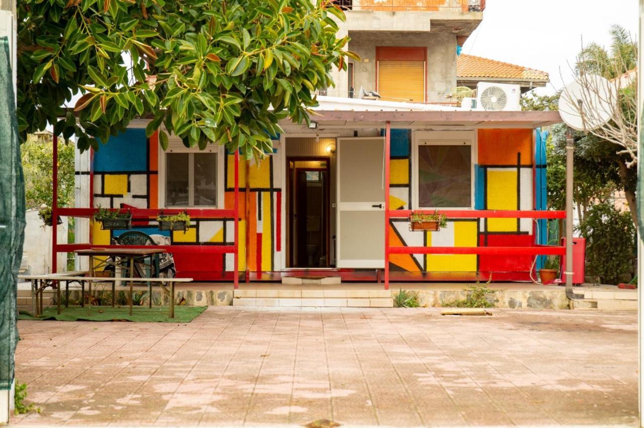 La Casetta Colorata Hotel Catania Bagian luar foto